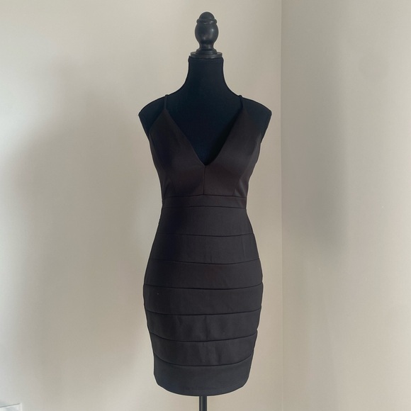 Little Black Dress - Picture 1 of 8